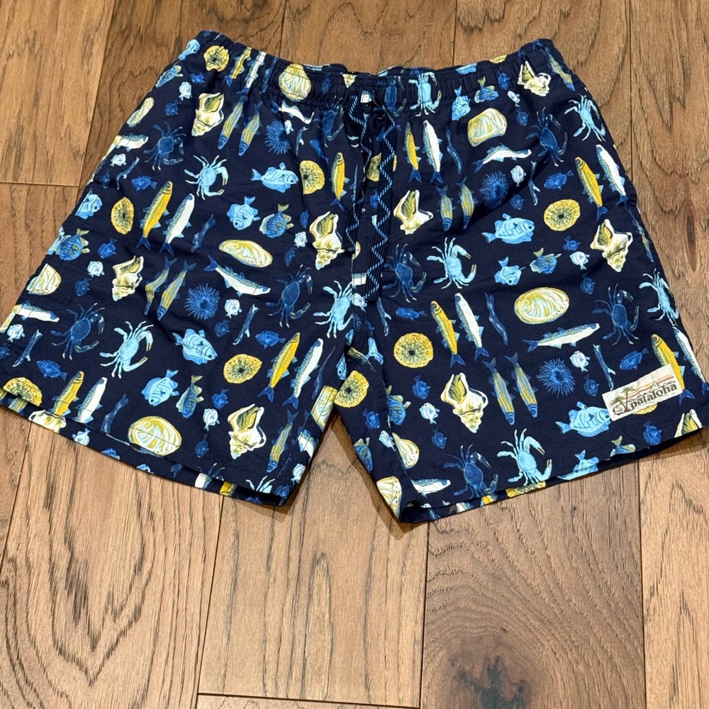 Patagonia Pataloha Baggies Shorts Mens Medium Navy Blue Sea Life Fish 86725 SP17